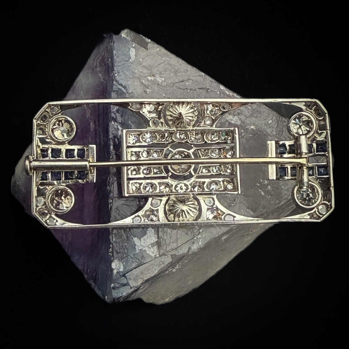 Art Deco Brooch In Platinum, Set With Old-cut Diamonds And Calibrated Sapphires,-photo-7