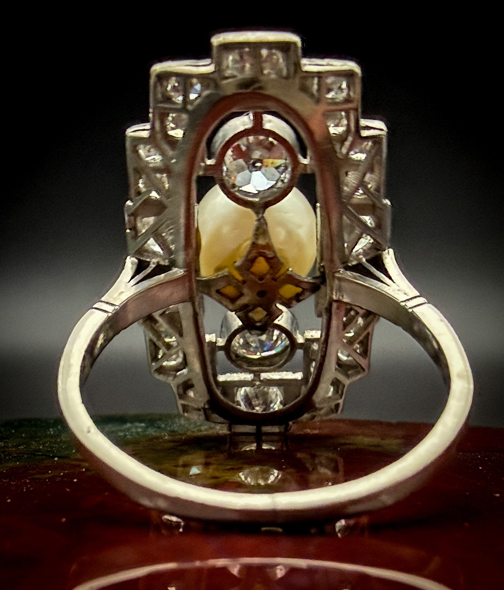 Bague Art Déco en platine, sertie de diamants taille ancienne et d’une perle de culture -photo-3