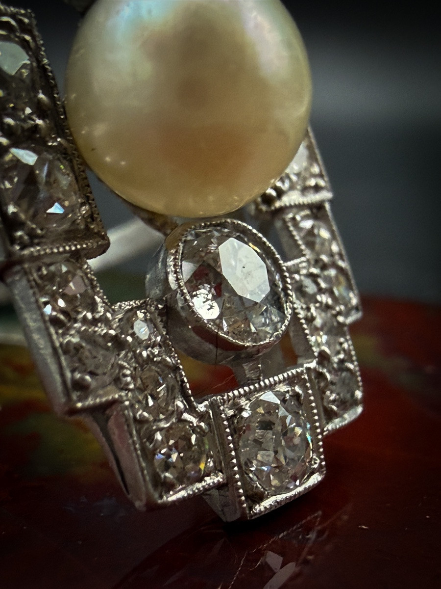Bague Art Déco en platine, sertie de diamants taille ancienne et d’une perle de culture -photo-2