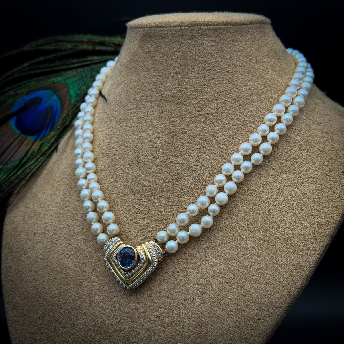 Double Strand Cultured Pearl Necklace, Gold Jewelry Clasp Set With A Sapphire.-photo-4