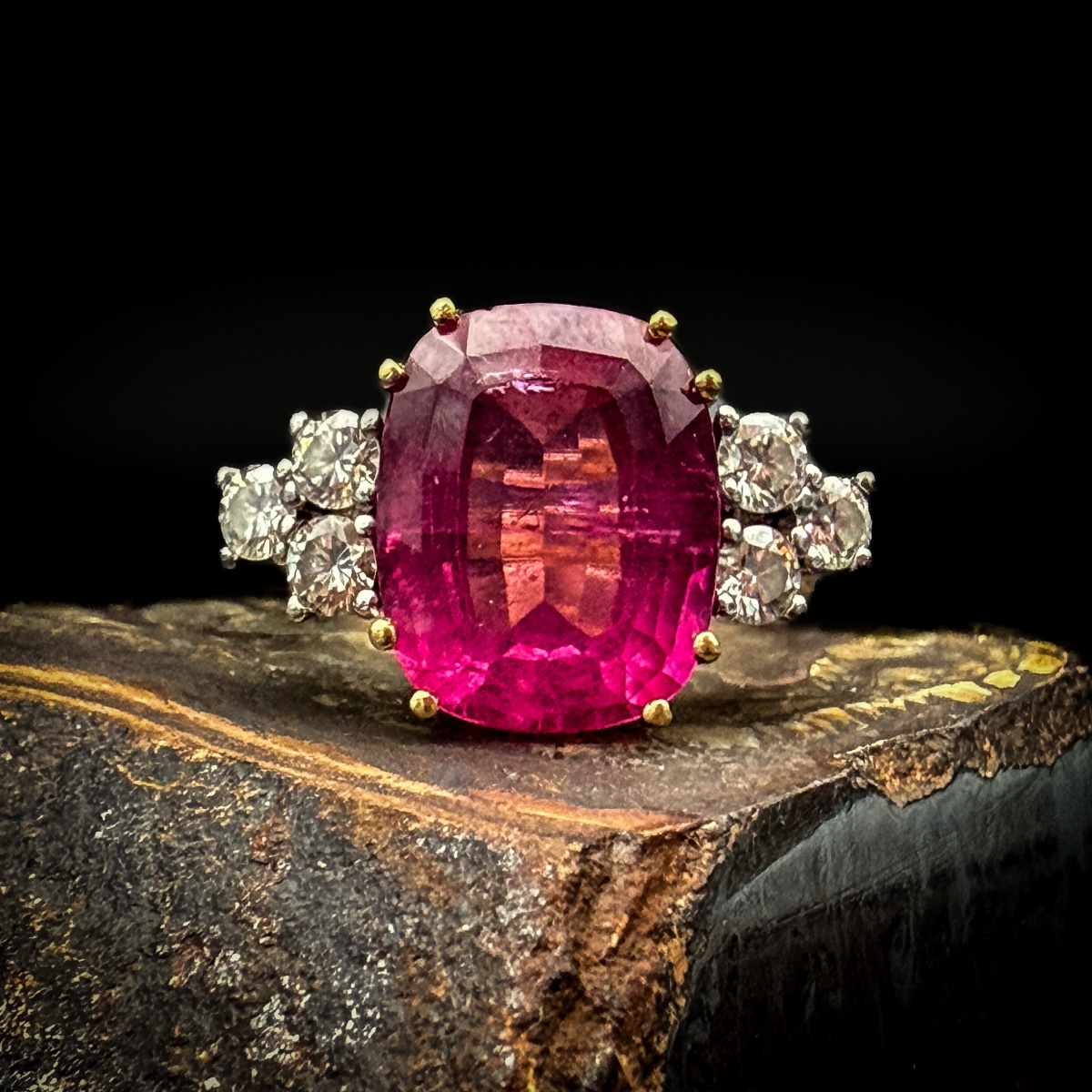 Vintage 18-karat Gold Ring With A 7.95-karat Pink Tourmaline And Diamonds – 1980s-photo-4