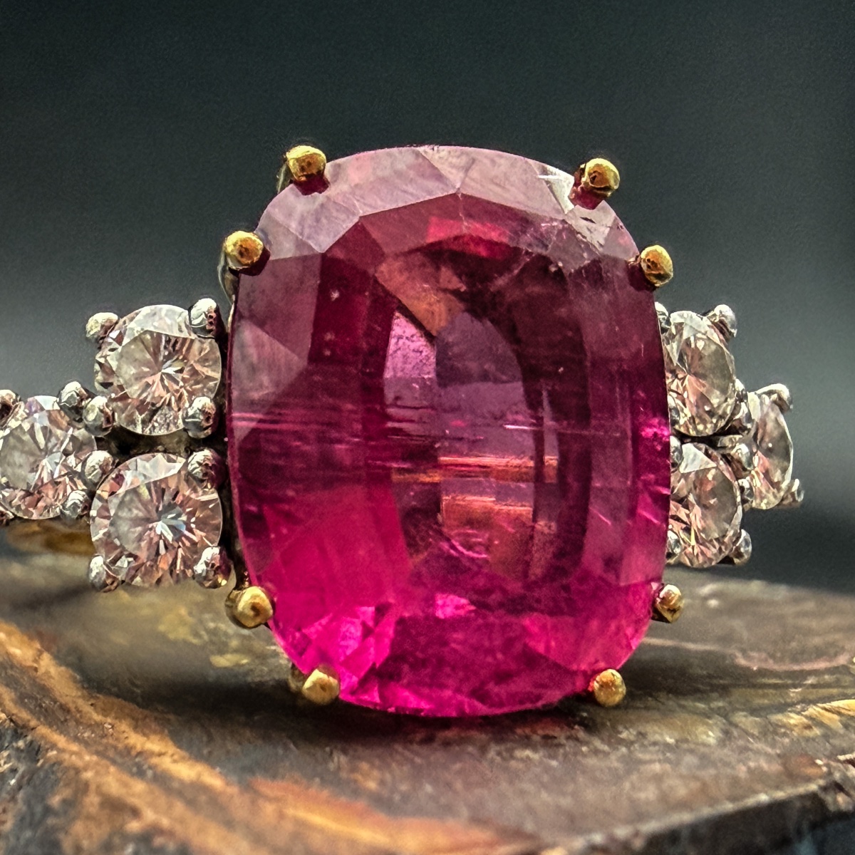 Vintage 18-karat Gold Ring With A 7.95-karat Pink Tourmaline And Diamonds – 1980s-photo-4