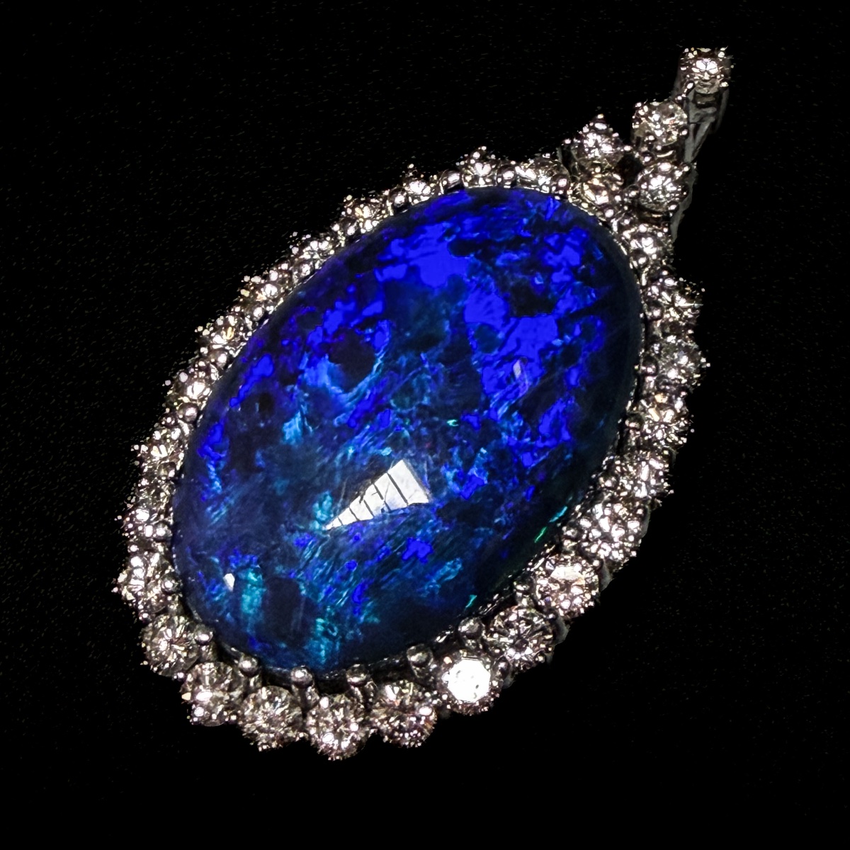 Broche-pendentif en or blanc 18 carats, opale noire de 11,50 carats et diamants  -photo-4