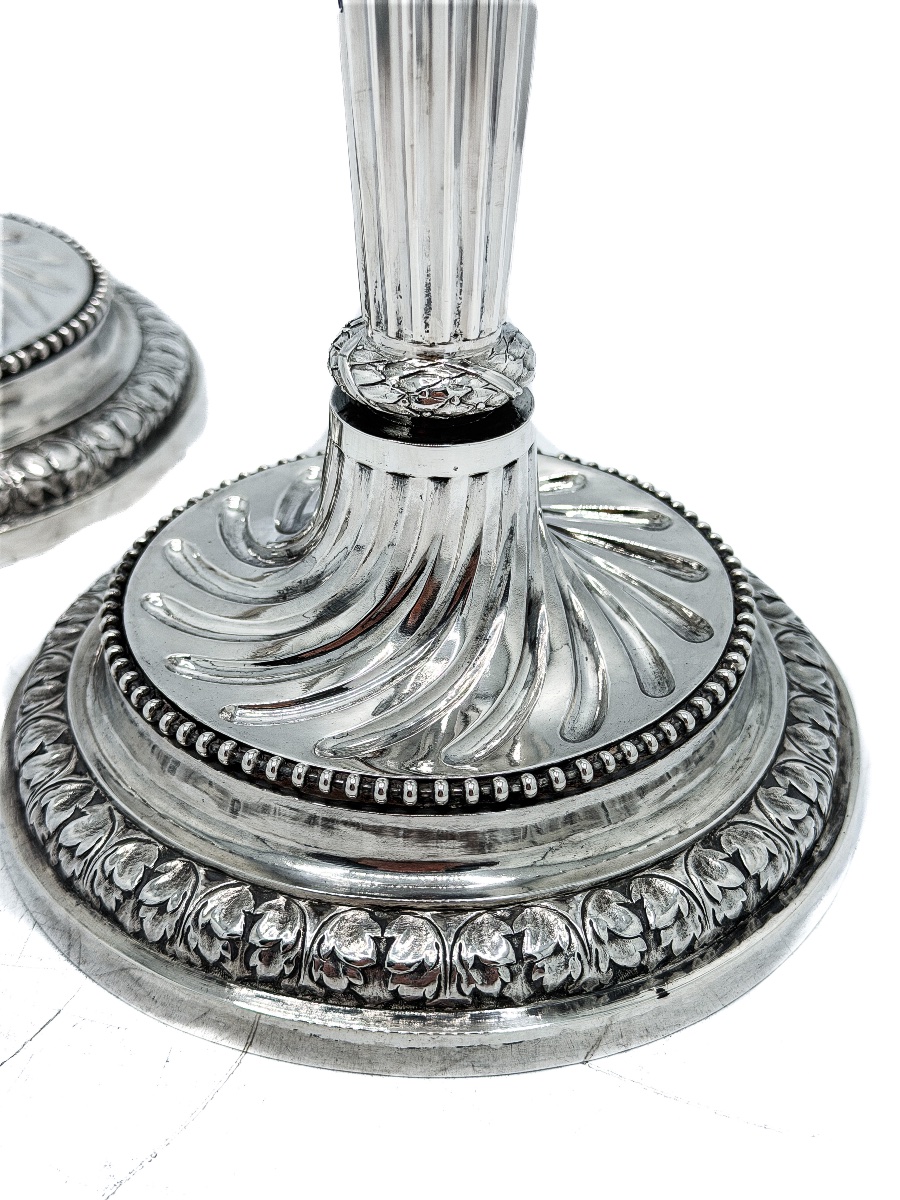 Malines, 1786 – Paire de bougeoirs en argent massif par Jozef de Beef  Malines, 1786.-photo-1