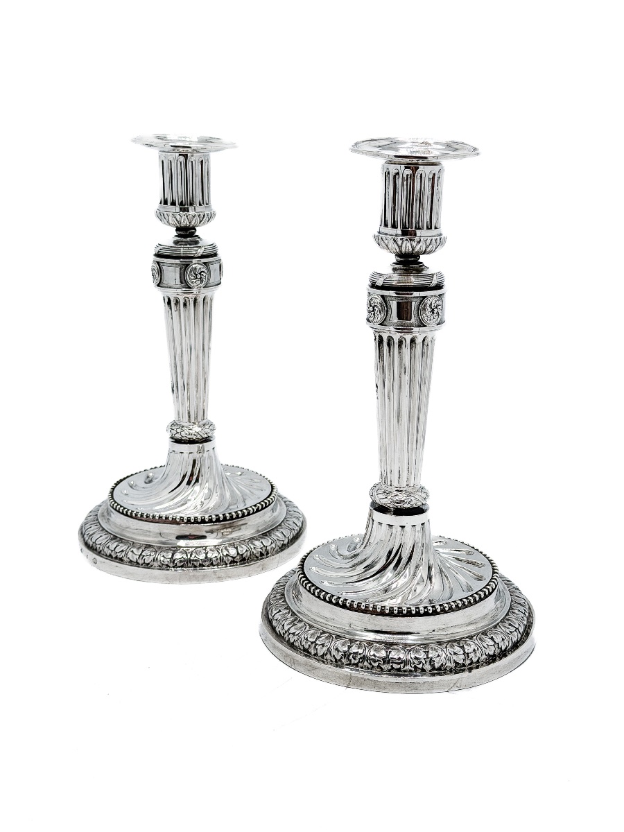 Malines, 1786 – Paire de bougeoirs en argent massif par Jozef de Beef  Malines, 1786.-photo-3