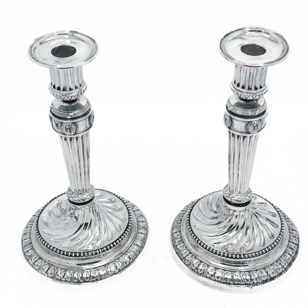 Malines, 1786 – Paire de bougeoirs en argent massif par Jozef de Beef  Malines, 1786.-photo-5