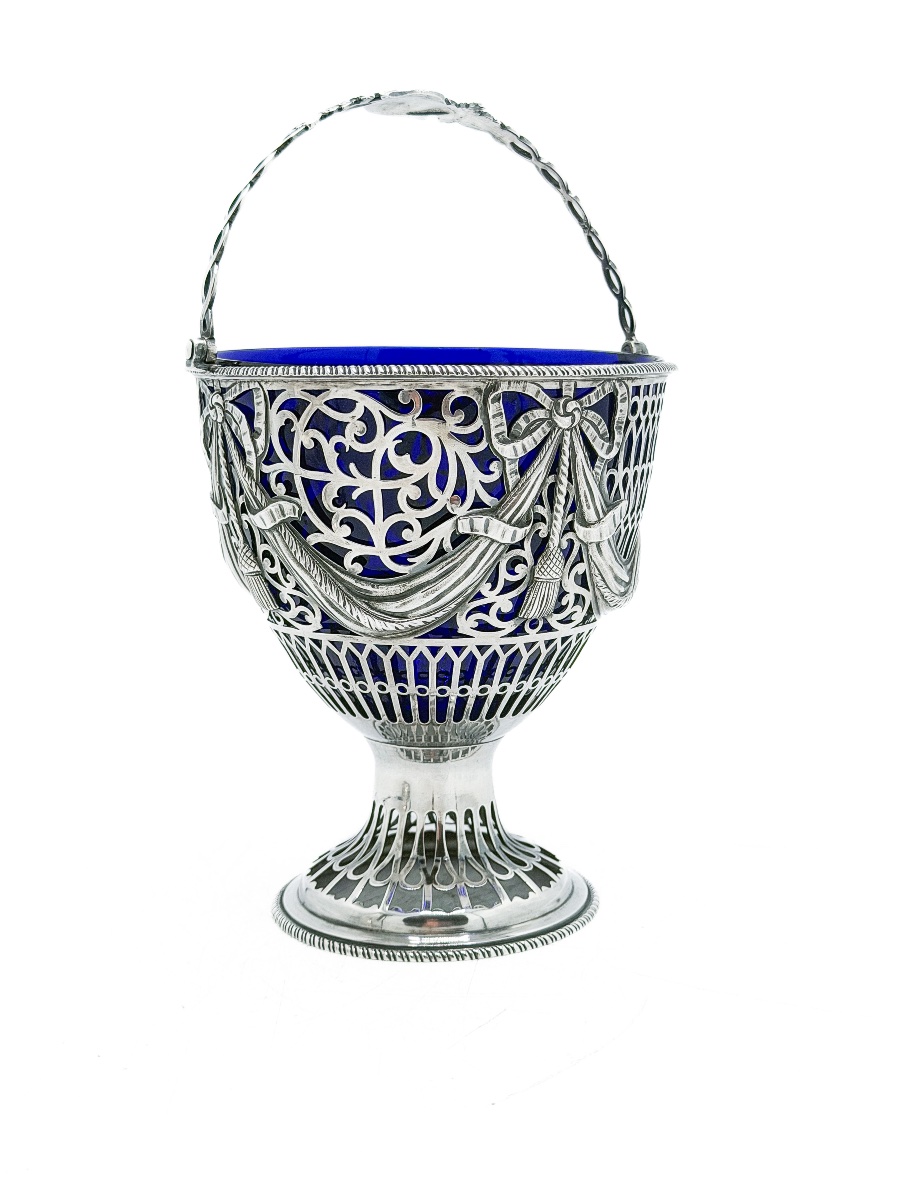 Robert Makepeace – Panier en argent et verre bleu soufflé – Londres, 1775  -photo-7