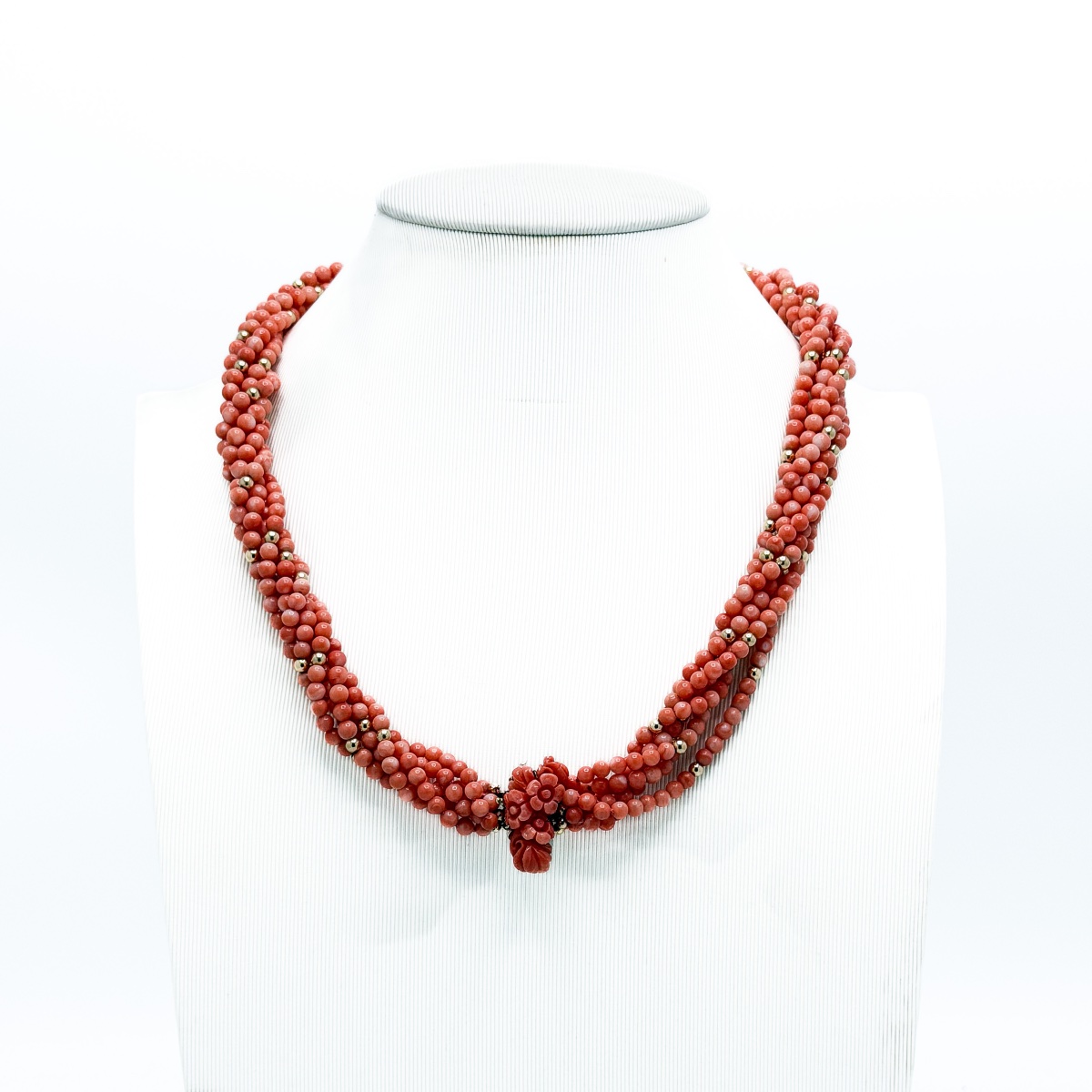 Collier italien en corail « peau d’orange » à six rangs et fermoir en or 14 carats – vers 1920 -photo-1
