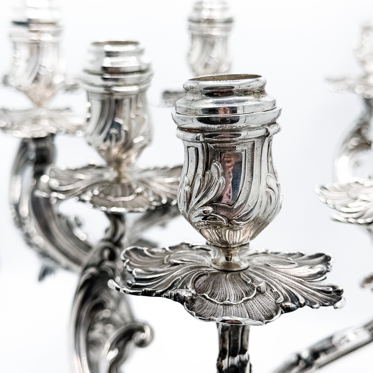 Bruckmann & Söhne – Set Of Three Solid Silver Candelabras, Louis XV Rococo Style – Late 19th Century -photo-3
