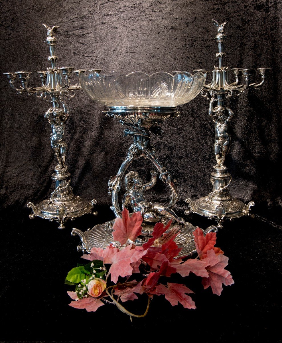 Christofle Impressionnante Garniture De Table En Bronze Argenté 