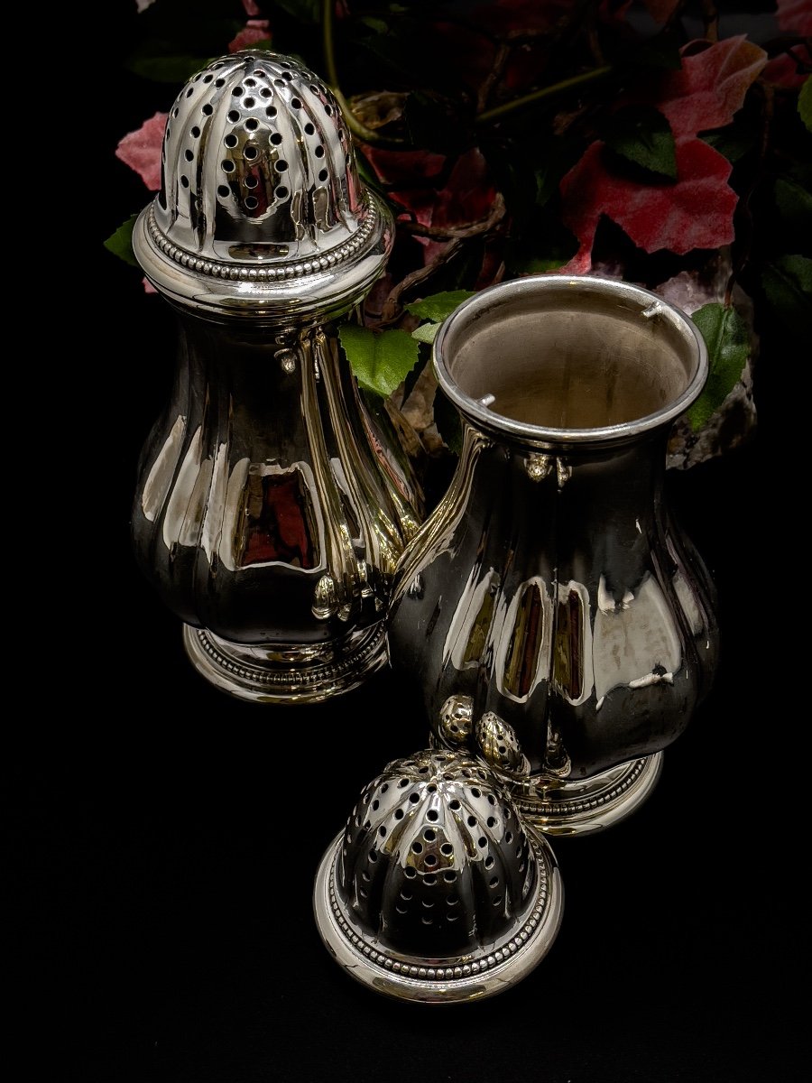 Pair Of Baluster Sprinklers In Sterling Silver-photo-4