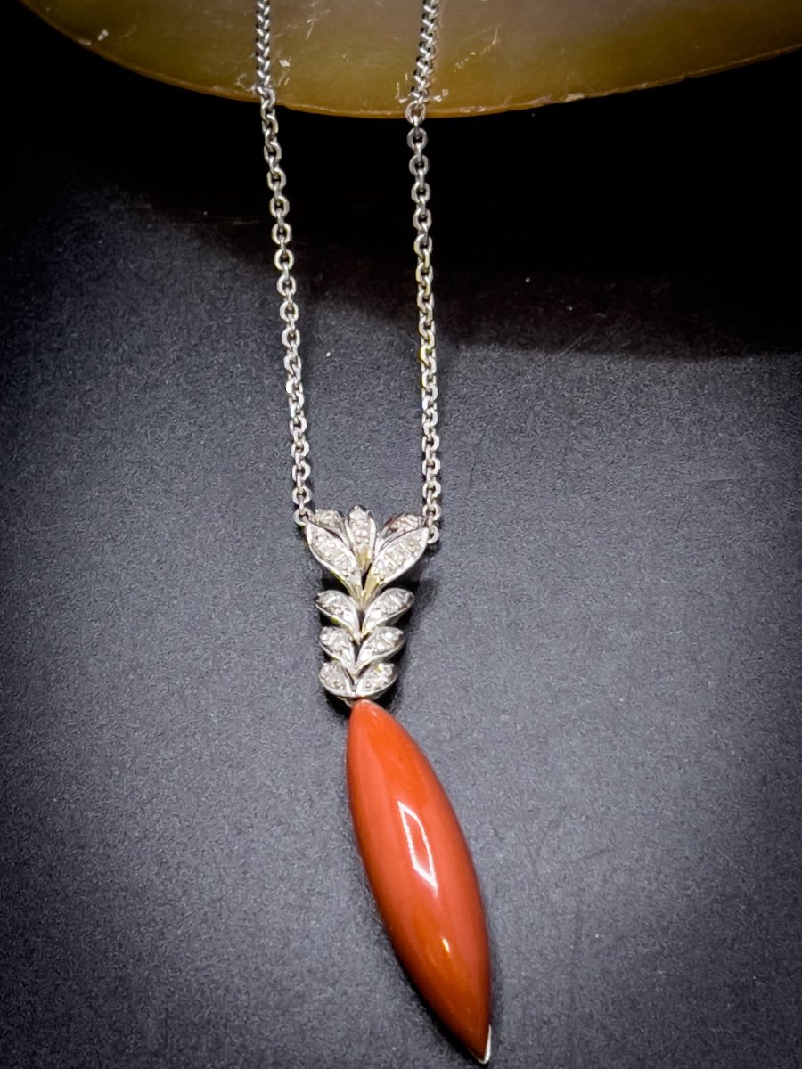 Pendentif Et Sa Chaîne Or Blanc 18 Carats Diamants Et Corail-photo-3