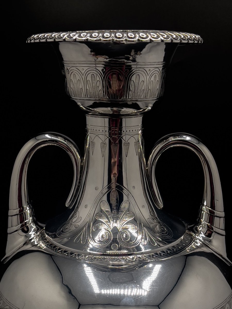 Large Neoclassical Style Vase In Sterling Silver-photo-2
