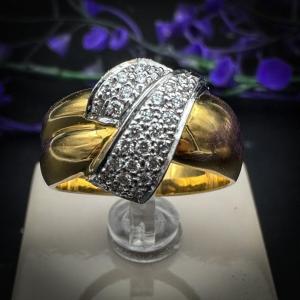 Vintage 18k Gold Ring Set With Diamonds