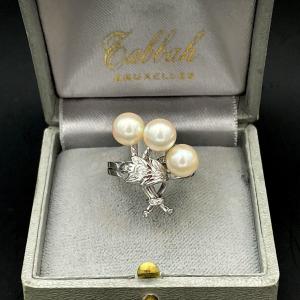 Gerbe Ring In Gold Set With Pearls And Diamonds
