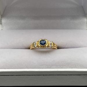 Vintage Sapphire And Diamond Ring