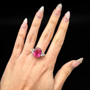 Bague vintage en or 18 carats, tourmaline rose de 7,95 carats et diamants – années 1980