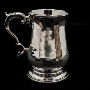 English Mug In Sterling Silver 18th Century