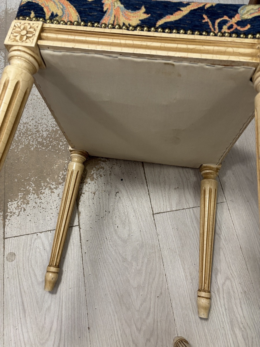 Fauteuil tapissier Voltaire avec son tabouret -photo-8