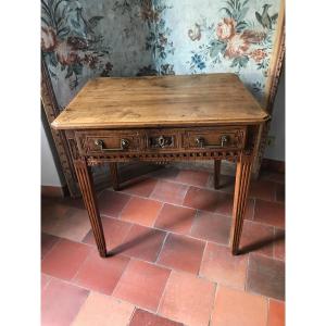 Table bureau d'appoint bois fruitier fin XVIIIe