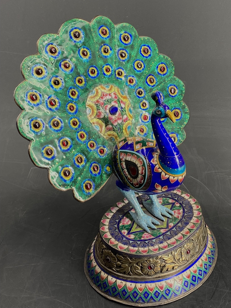 PAON EN ARGENT ET ÉMAIL, 23,5cm, INDE, JAIPUR, 1900- 1910.