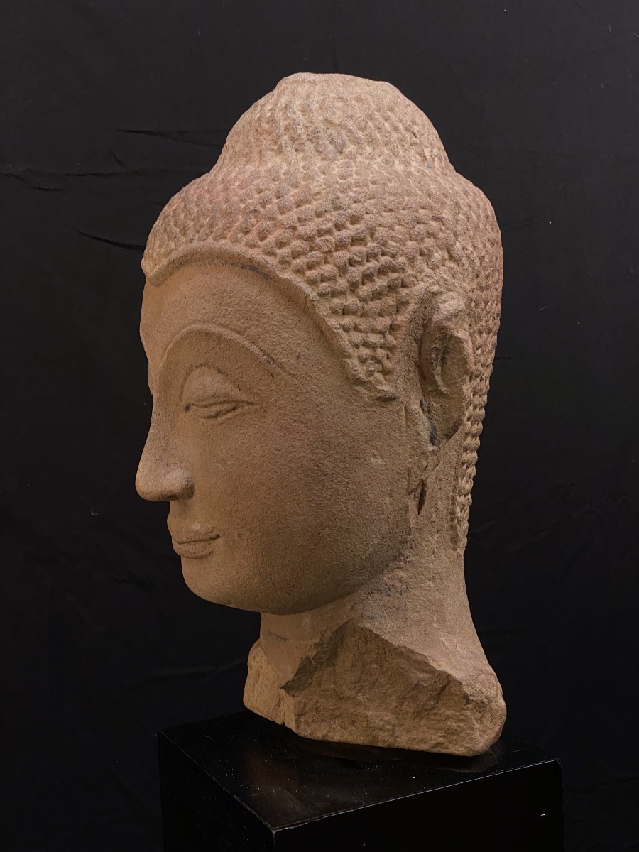 Grande tête de Bouddha en grès beige, 44 cm, Siam,  Ayutthaya XVIIème-photo-2