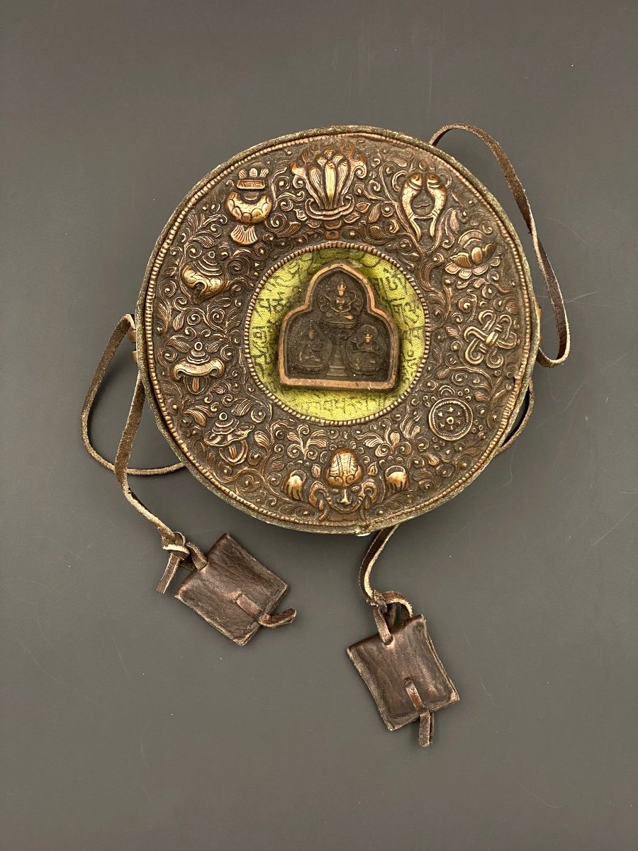 Ghau, Tibetan Reliquary