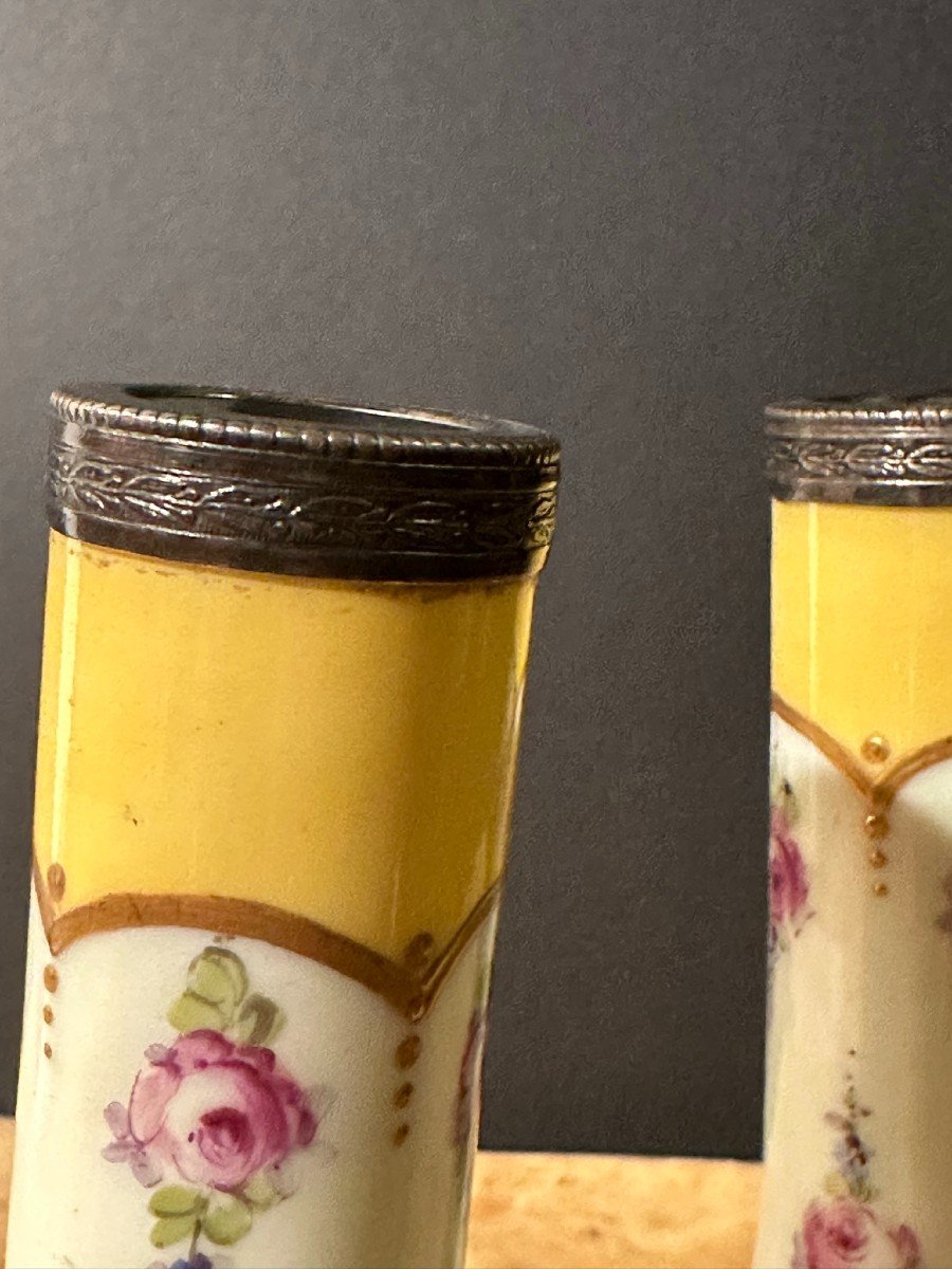Pair Of 19th Century Porcelain Vases With Marks On The Base-photo-4