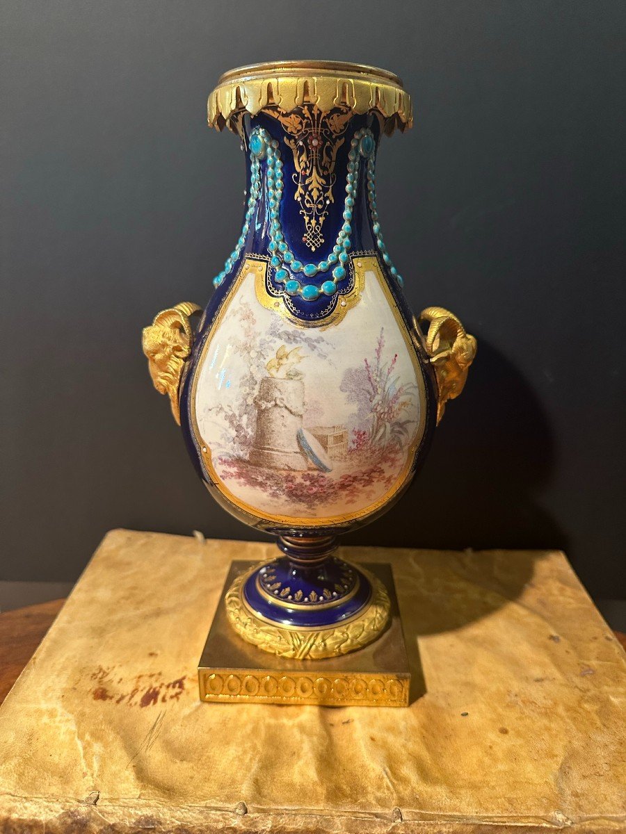 Magnificent Porcelain And Bronze Vase. Napoleon III Period-photo-2