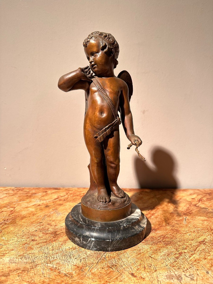 Joli cupidon en bronze du 20e siècle. Signé-photo-1