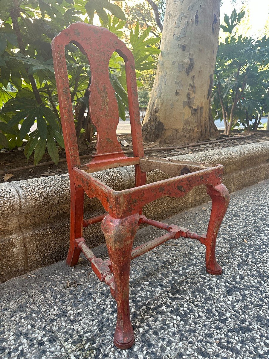 Spectaculaire chaise d'appoint du XVIIIe siècle en bois polychrome rouge à motifs de chinoiseri-photo-2