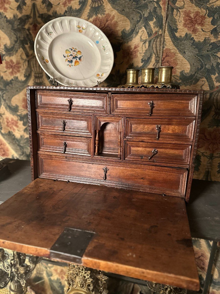 Bargueño (cabinet) Frailero. 18th Century. In Walnut.-photo-2