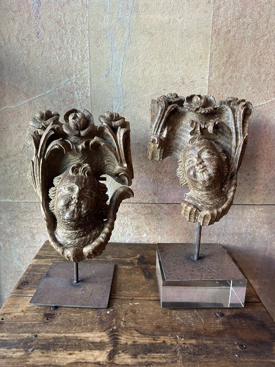 Pair Of Angels Carved In Wood. Late 17th Century - Early 18th Century.-photo-1