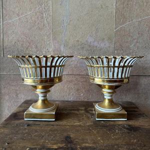 Pair Of Vieux Paris Porcelain Fruit Bowls. 19th Century.