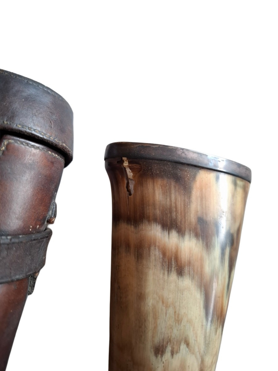 Hunting Powder Horn With Leather Case-photo-2