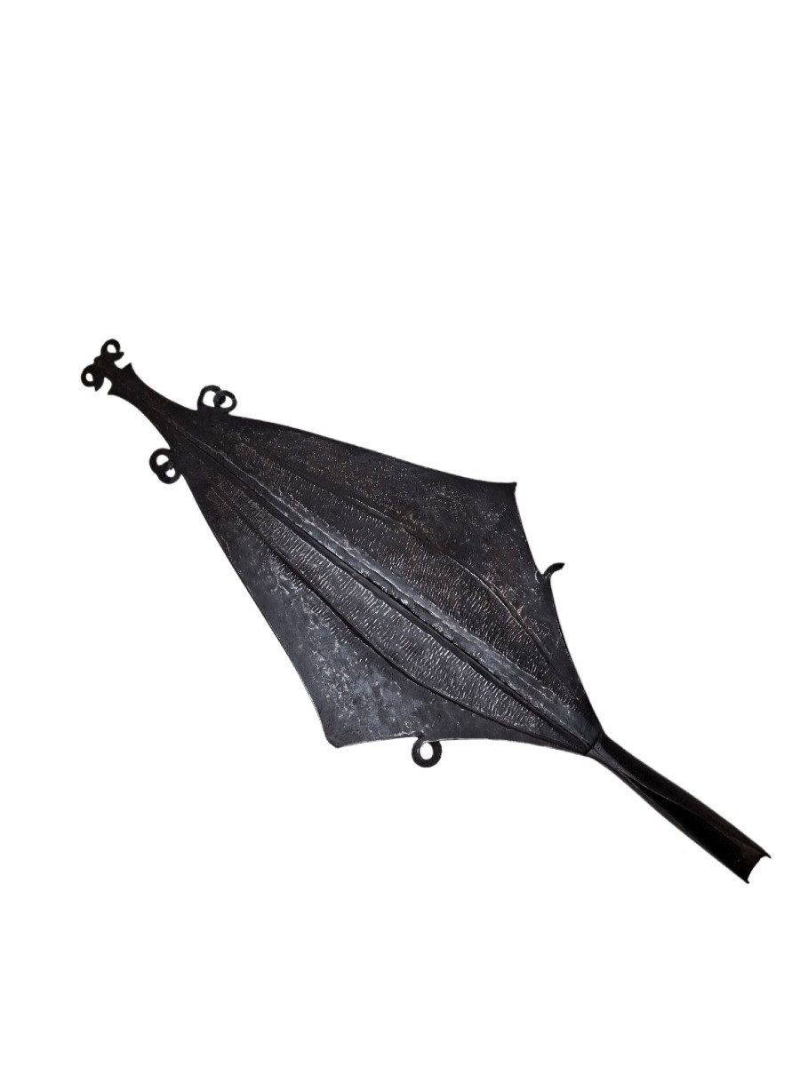 Papua New Guinea, An Ancient Diamond-shaped Spear Point/currency