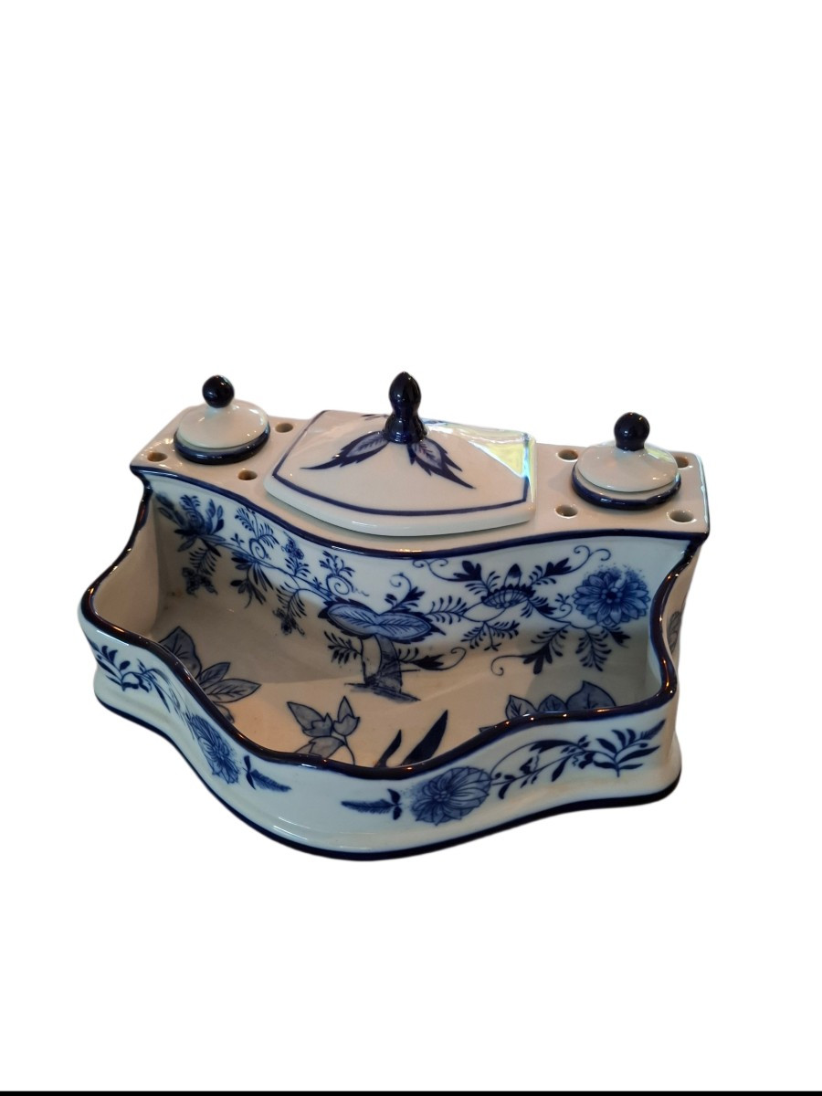 Antique German Inkwell Set. Hutensteinach - Zwiebelmuster Decor.