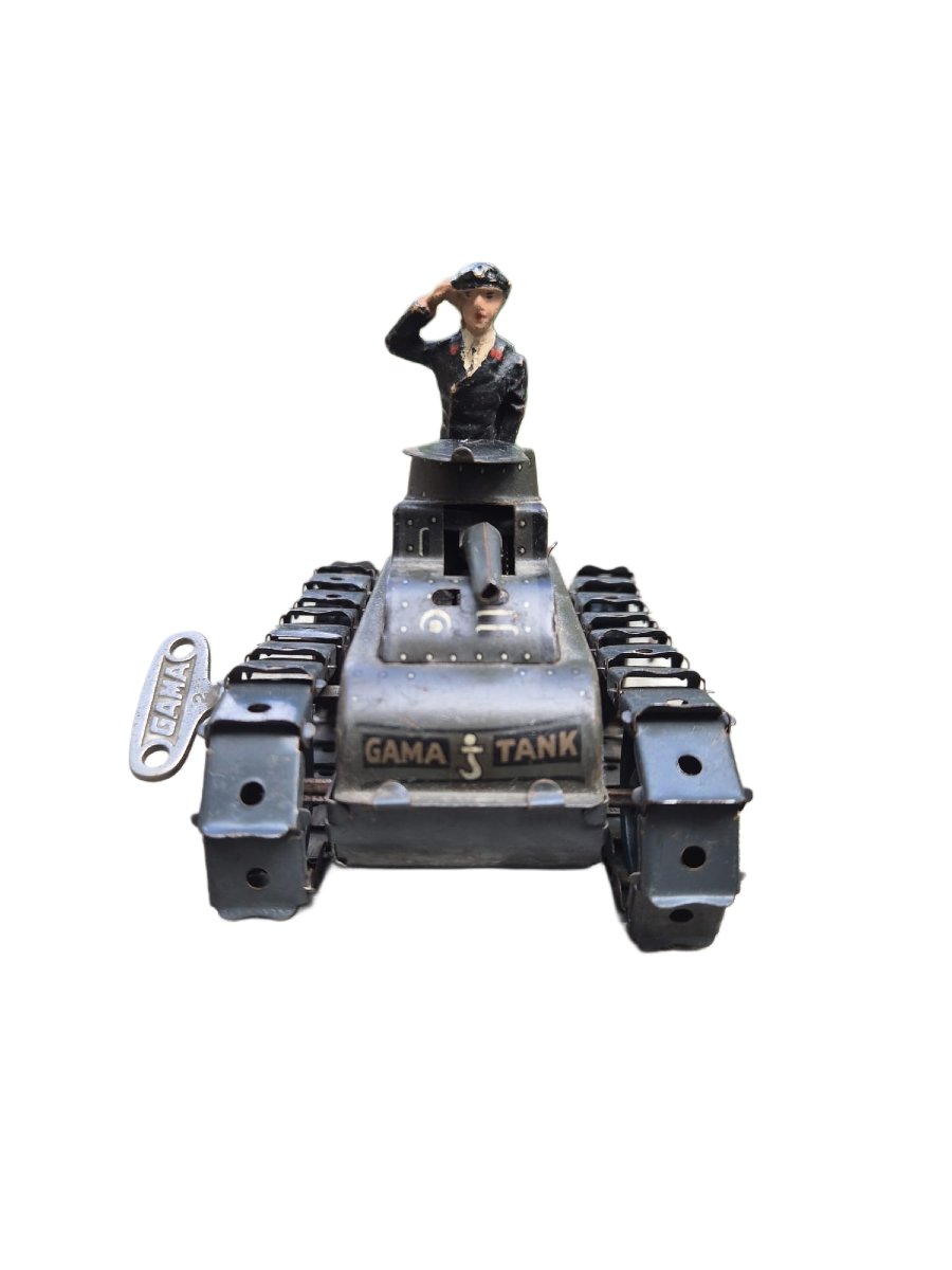 Char d'assaut en tôle à remontoir du fabricant de jouets allemand Gama des années 1930-photo-2