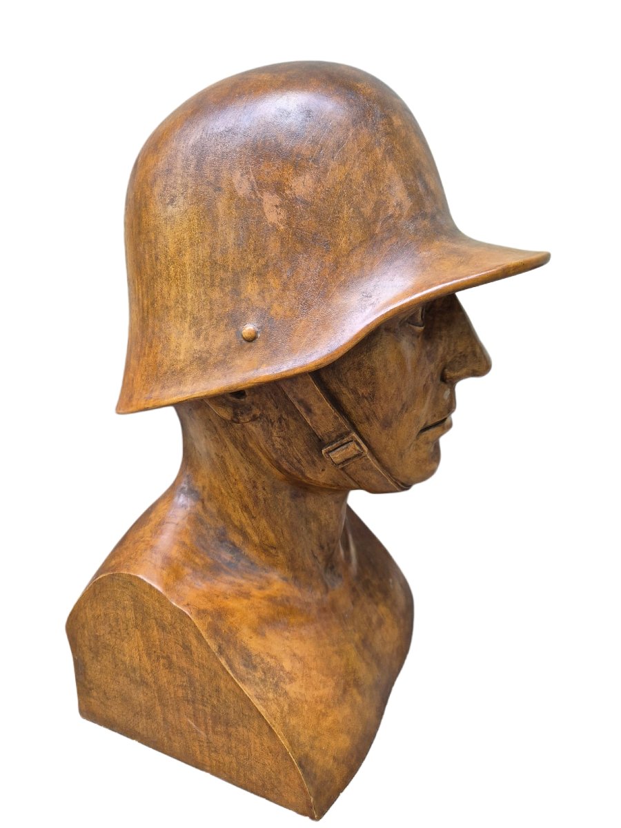 Hand-carved Bust Of A World War I Soldier. Made Of Wood.-photo-2