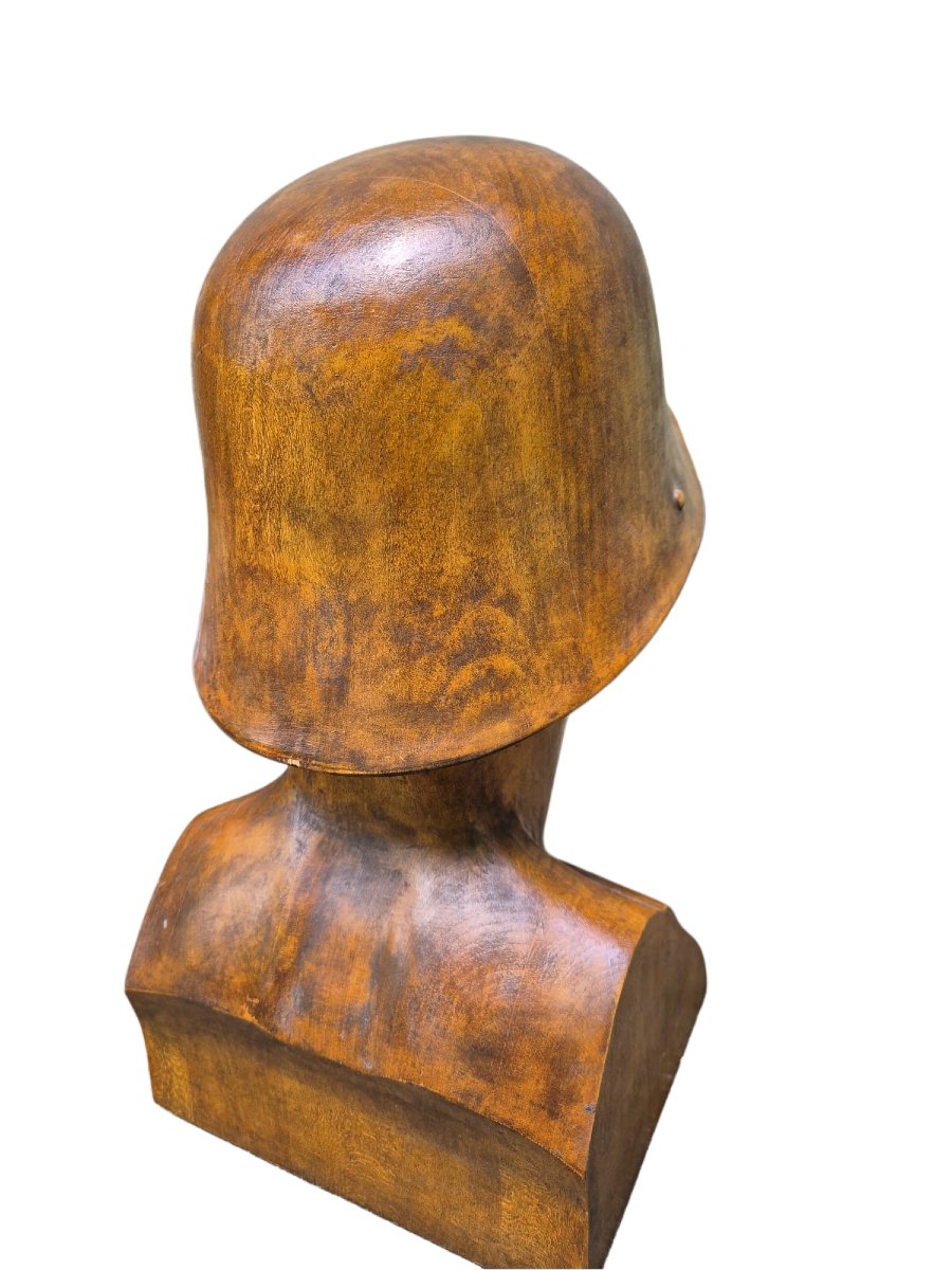 Hand-carved Bust Of A World War I Soldier. Made Of Wood.-photo-3