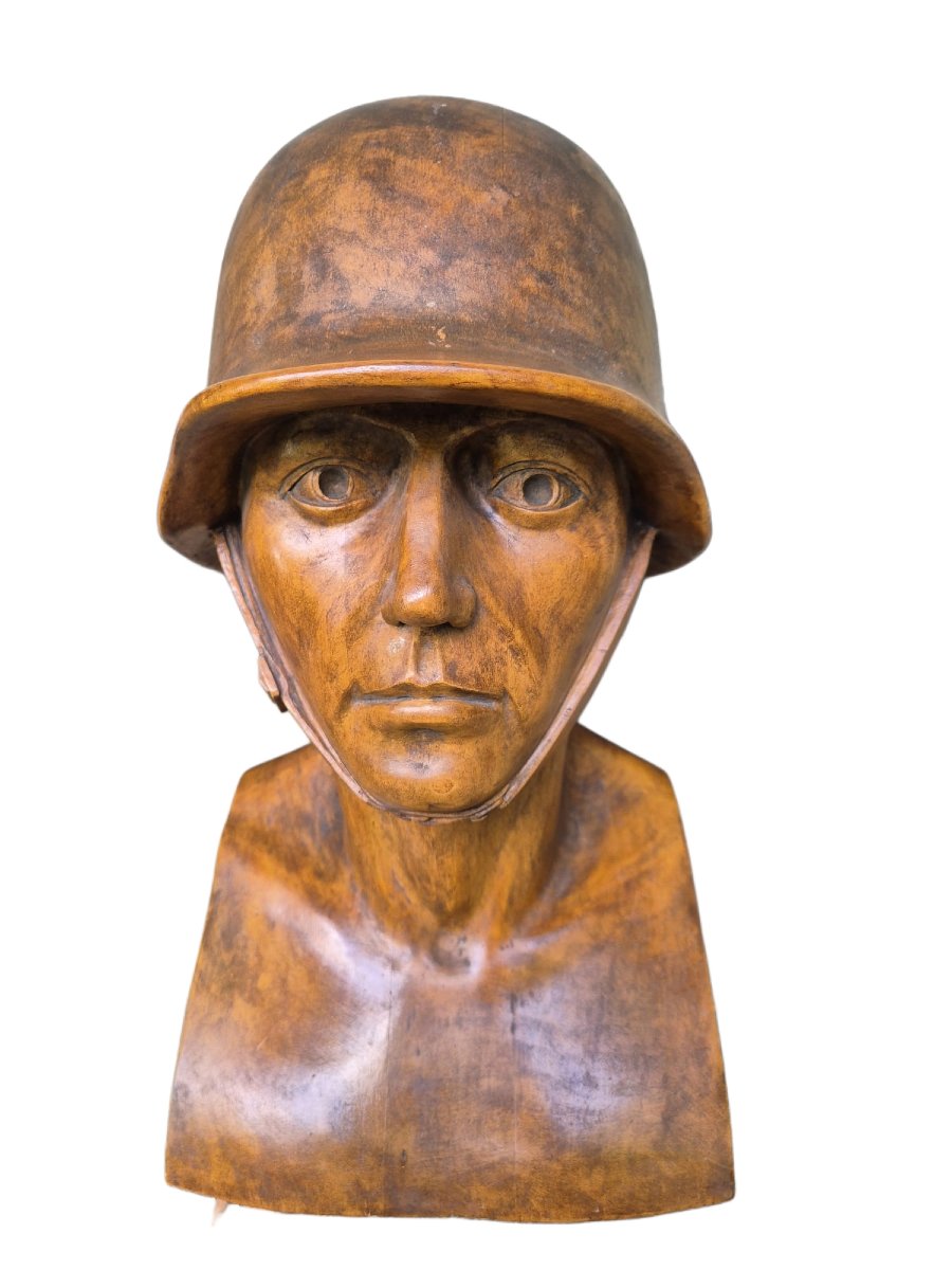 Hand-carved Bust Of A World War I Soldier. Made Of Wood.-photo-4