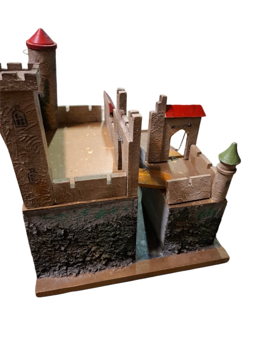 Miniature Wooden Castle (ritterburg) In German Style (elastolin)-photo-1