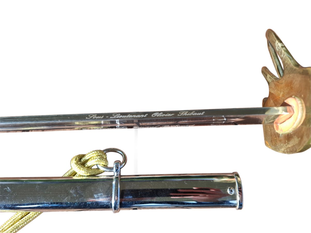Cavalry And Officer Sabers. A Personalized Ceremonial Or Honor Saber.-photo-3