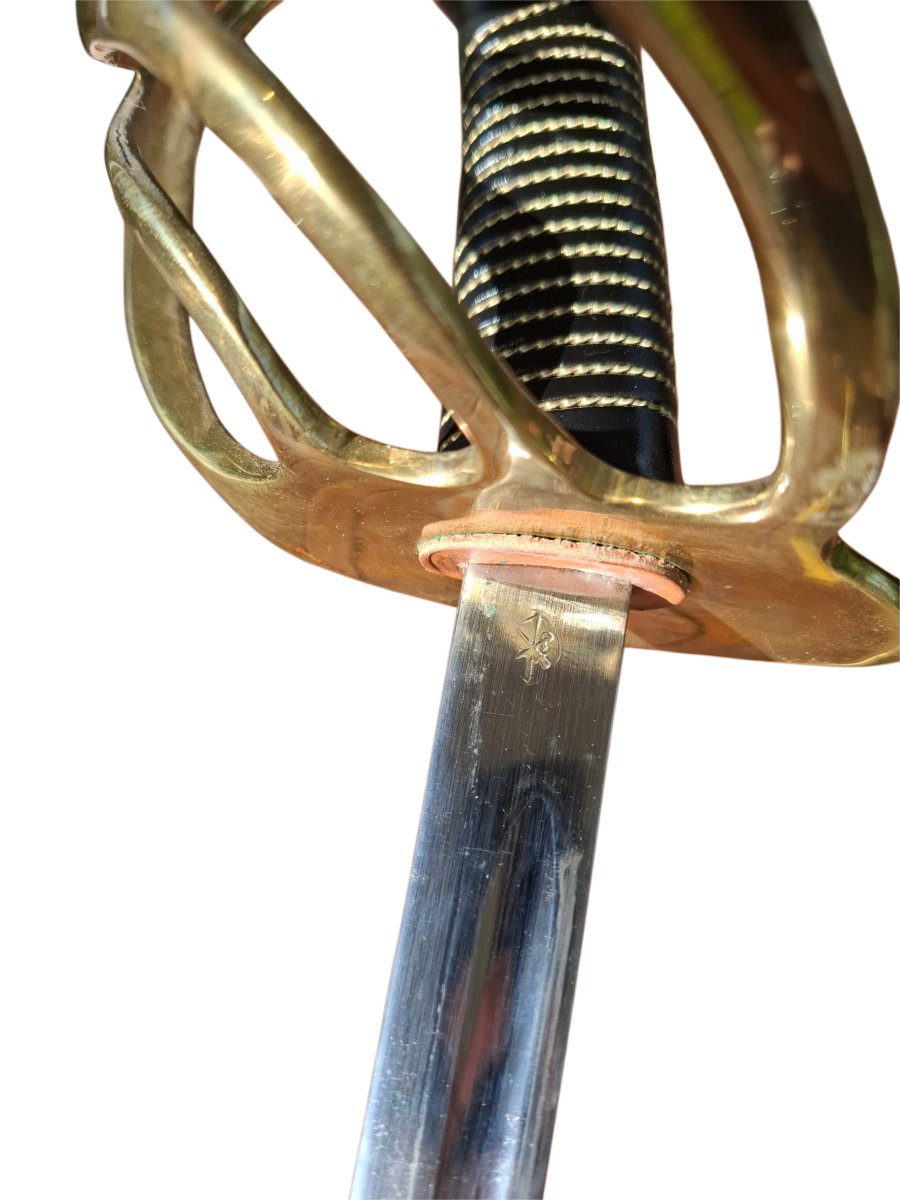 Cavalry And Officer Sabers. A Personalized Ceremonial Or Honor Saber.-photo-1