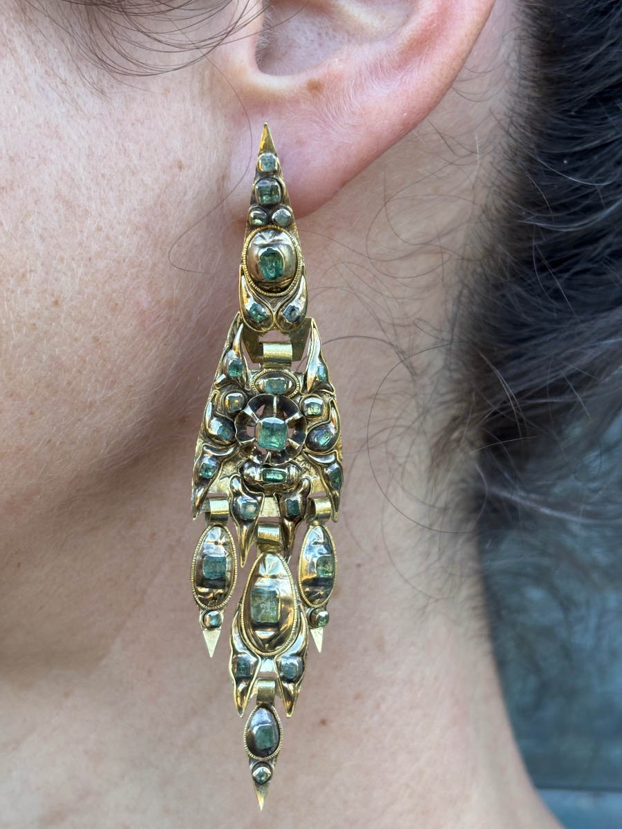 Grandes boucles d'oreille Catalanes Or et Emeraudes-photo-4