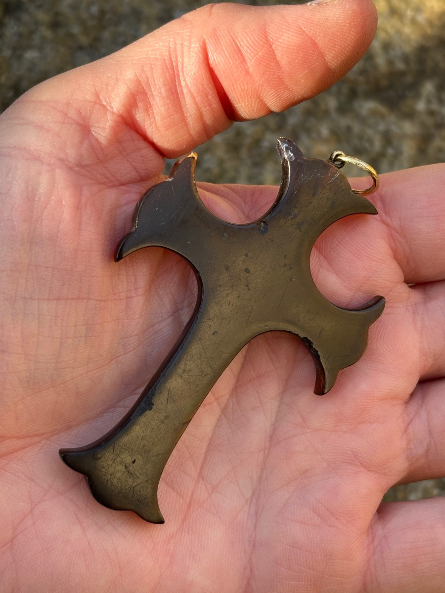 Donat Cross Pendant-photo-4