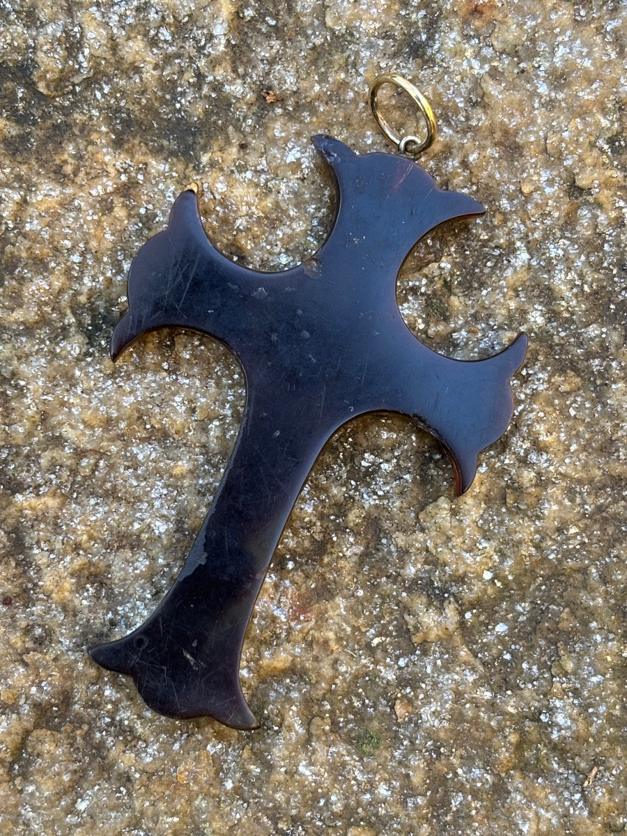 Donat Cross Pendant-photo-1
