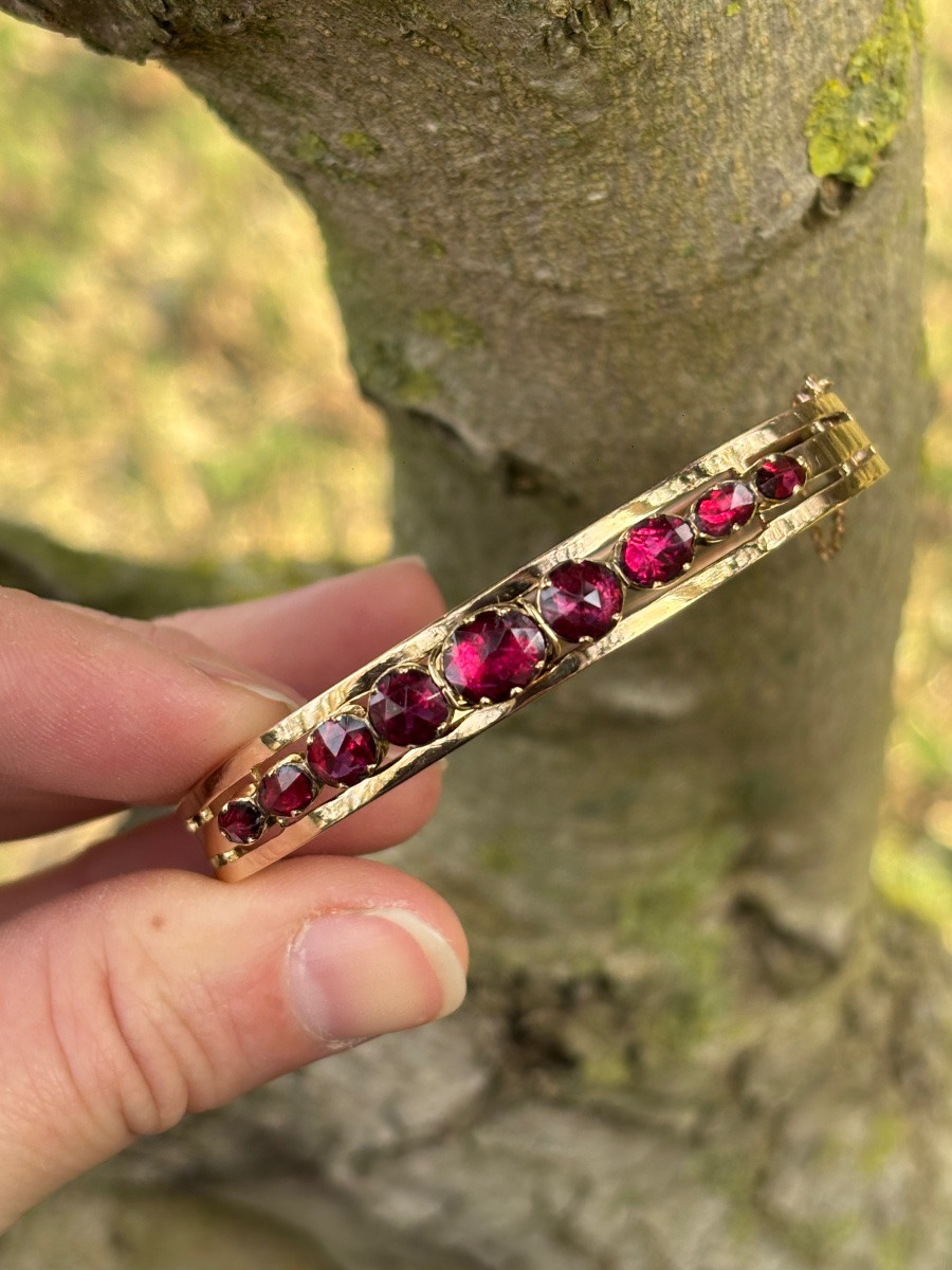 18 Ct Gold Bracelet And Perpignan Garnets -photo-2