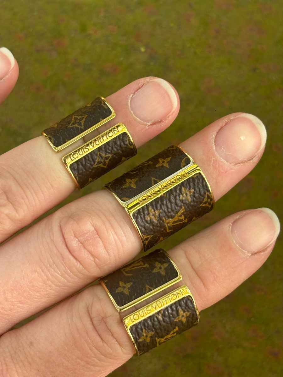 Bague 3 doigts Louis Vuitton cuir monogrammé-photo-2