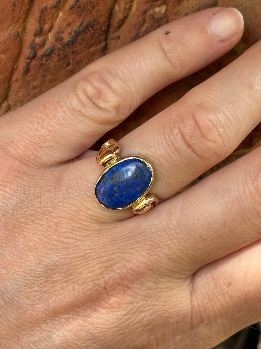 Ring In 18 Ct Gold With Lapis Lazuli Cabochon-photo-2
